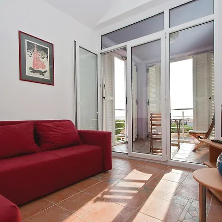 Apartment Apartment Peroj III *