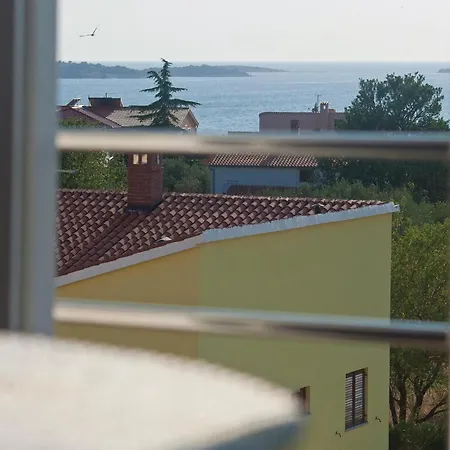 Apartment Apartment Peroj III