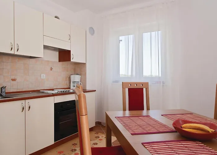 Peroj Iii * 보드냔